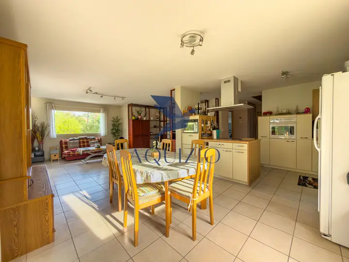 Maison familiale 153 m2 habitables   248 m2 au sol — photo 3