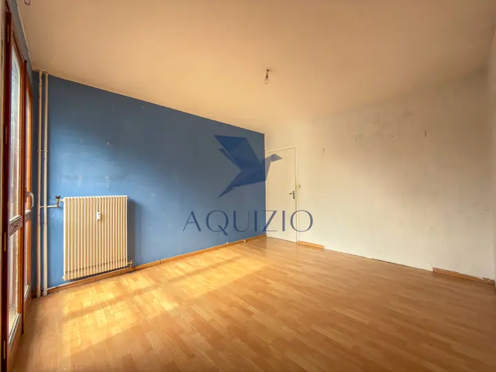 T3 de 80 m2 avec beaux volumes et fort potentiel sur Bonneville — photo 2