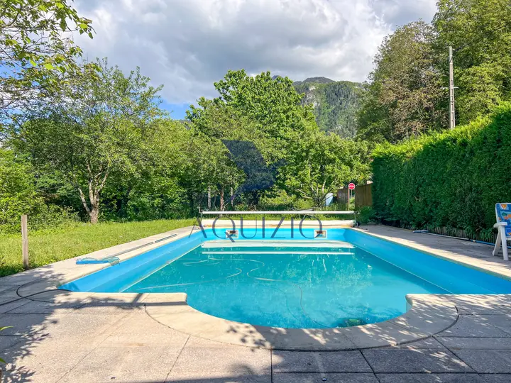 Maison 4 chambres + bureau sur un grand terrain avec piscine — photo 3