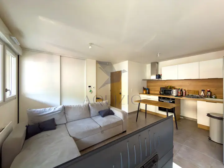 Charmant T1 de de 38m2  avec terrasse et double stationnement à Ayse — photo 2